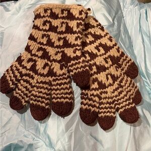 Brown and light green chunky Knit Gloves